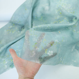 Japanese Fashion Designer Floral Blue Non-Stretch Linen Tencel™ / Lyocell Blended Dobby Jacquard B017621