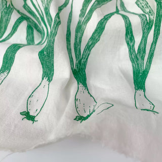 Korean Fashion Designer Fruits and Vegetables Off-White Non-Stretch Cotton Muslin DS00664