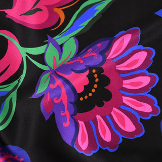 American Designer Floral Black Stretch Mulberry Silk Elastane Blended Charmeuse Satin DS01682 -19 Momme