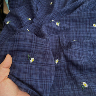 Japanese Fashion Designer Plaid Blue Non-Stretch Embroidery / Washed Cotton Seersucker DS06629