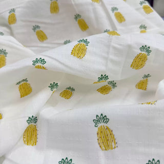 Japanese Fashion Designer Fruits and Vegetables Off-White Non-Stretch Washed Cotton Dobby Jacquard DS06652