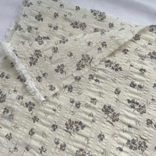 Korean Fashion Designer Floral Off-White Non-Stretch Salt Shrinking / Puckered Cotton Seersucker DS16529