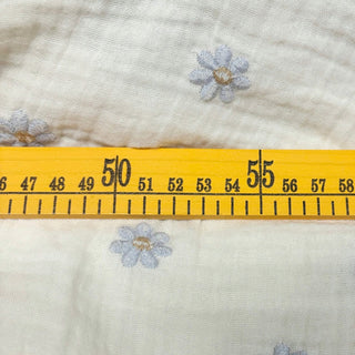 Japanese Fashion Designer Floral Off-White Non-Stretch Embroidery Cotton Double Gauze DS29524