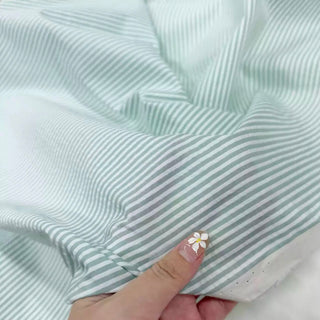 Japanese Fashion Designer Stripes Green Non-Stretch Salt Shrinking / Puckered Cotton Seersucker DS29670