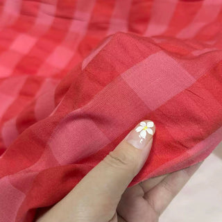 Japanese Fashion Designer Gingham Red Non-Stretch Salt Shrinking / Puckered Linen Cotton Blended Seersucker DS29674
