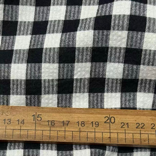 Japanese Fashion Designer Gingham Black Non-Stretch Salt Shrinking / Puckered Linen Cotton Blended Seersucker DS29678